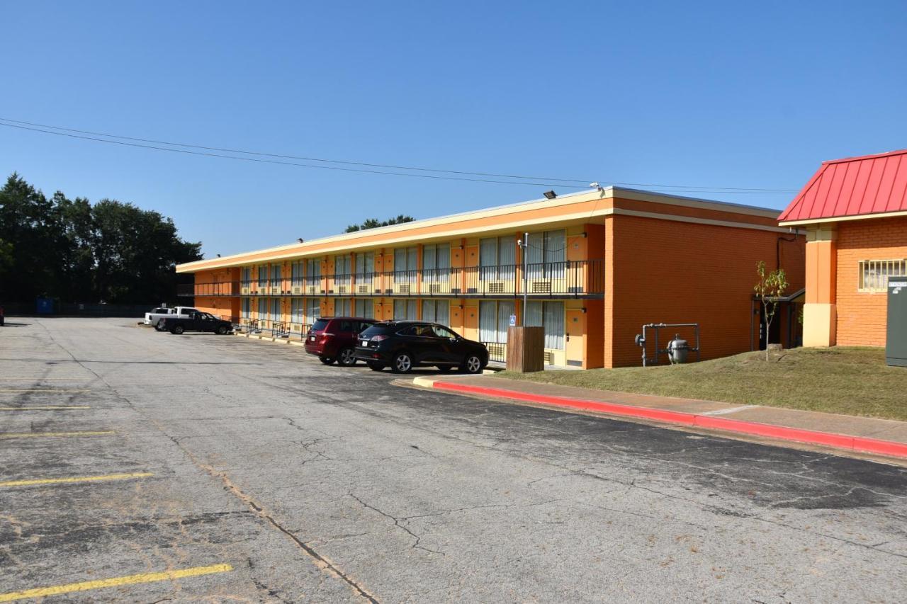 Homeplace Inn Jacksonville Exterior photo